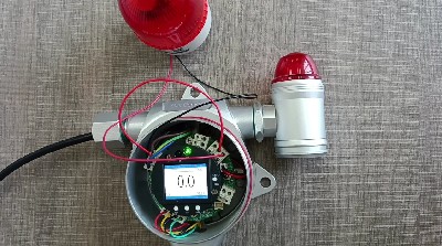 MIC-500S仪器连接外置报警灯